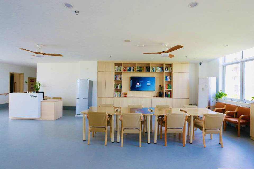 养老院2026详情：社交活动丰富让高龄老人有同龄玩伴不孤单AG真人国际游戏哪家养老院活动多能让父母不孤单？丰台民族(图9)