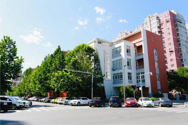 养老院2026详情：社交活动丰富让高龄老人有同龄玩伴不孤单AG真人国际游戏哪家养老院活动多能让父母不孤单？丰台民族(图60)