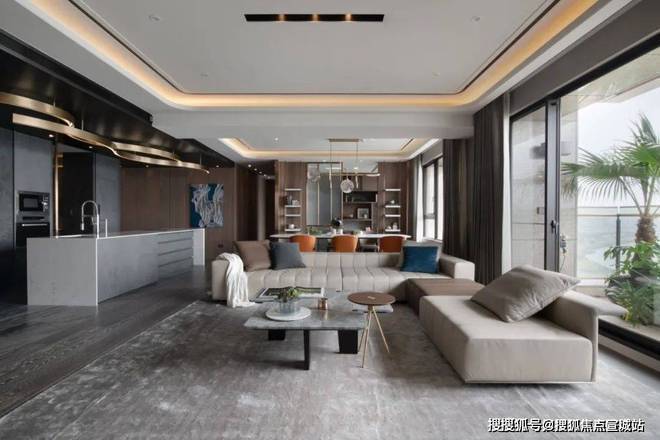 桥C位前湾壹号售楼处发布：一席尽奢藏”AG真人游戏地址®前湾壹号售楼处 虹(图3)