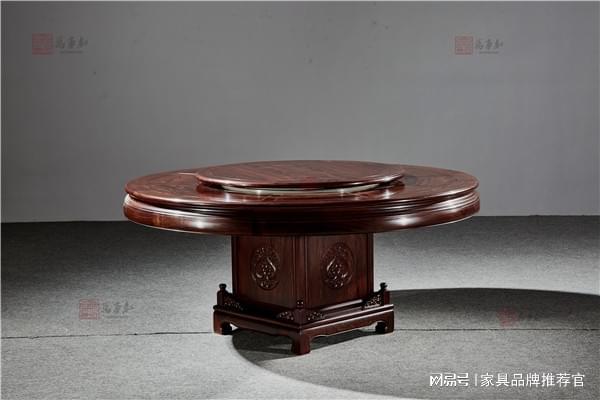 事红红木餐桌方圆之选：适配生活场景是关键AG真人百家家乐APP微凹黄檀工厂·万(图3)